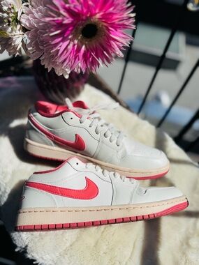 Nike Women’s Air Jordan 1 low in Sail/Pink Salt Guava Ice